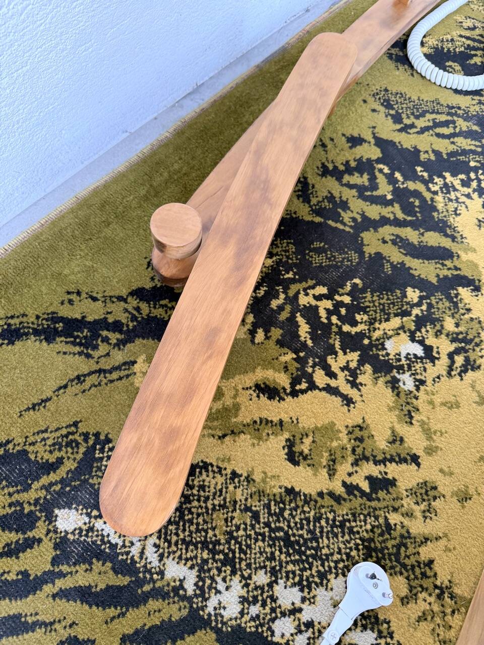 Mountain furniture gallows France pine