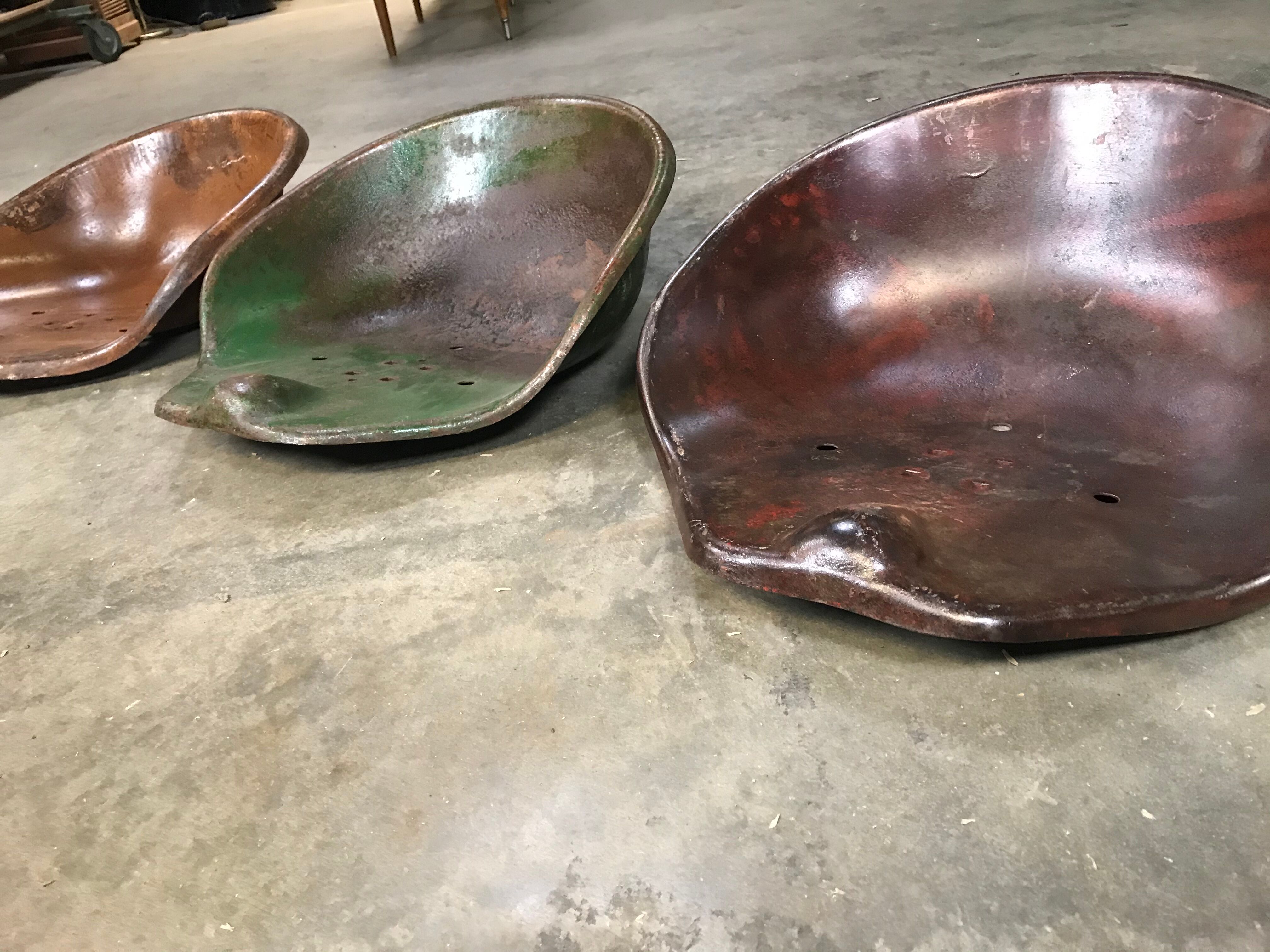 vintage industrial stool / tabouret