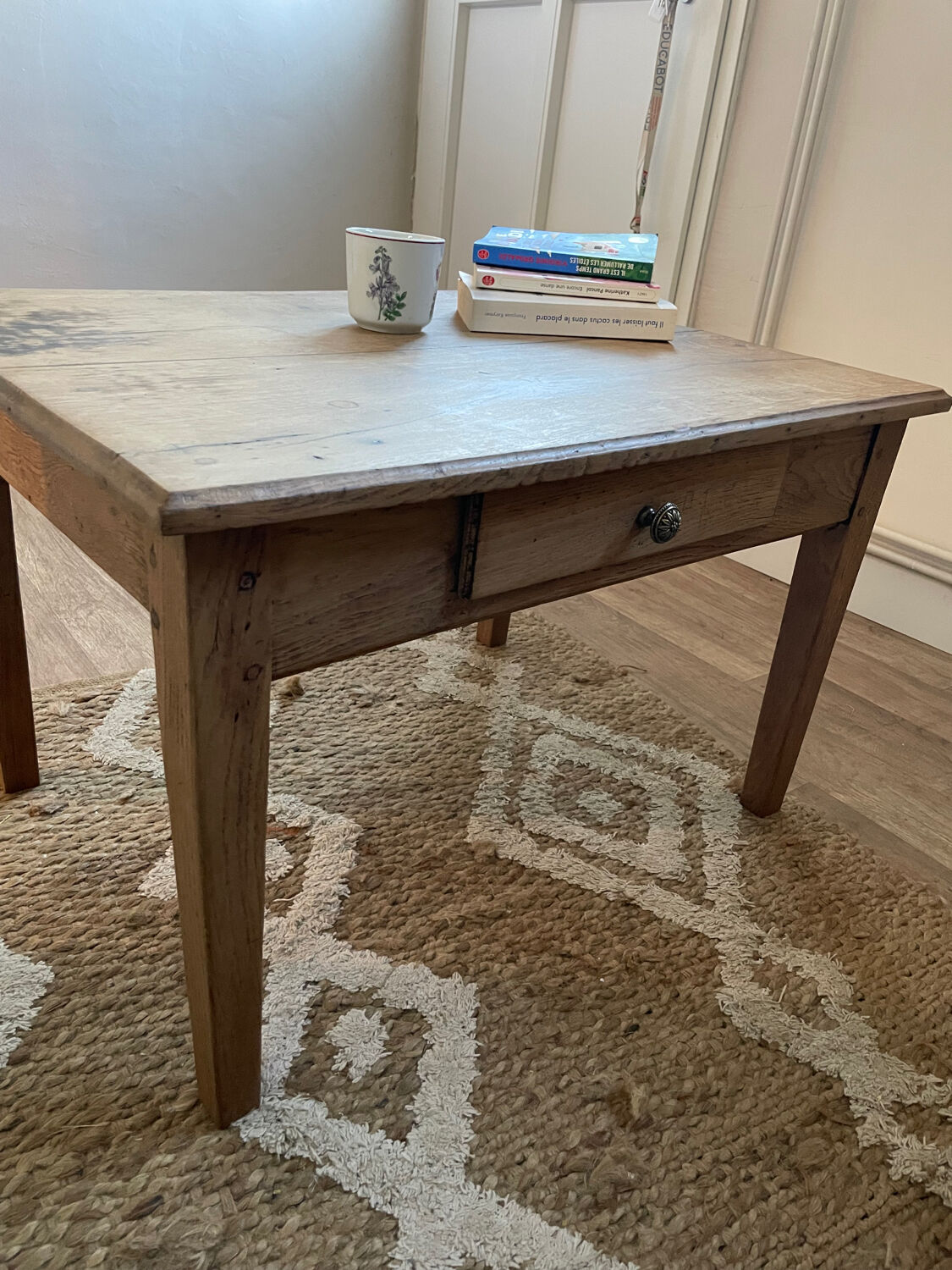 Farmhouse coffee table in solid oak with drawer — rustic style / ca