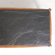 Table basse vintage en chêne avec plateau en ardoise dans un cadre en chêne, années 1960