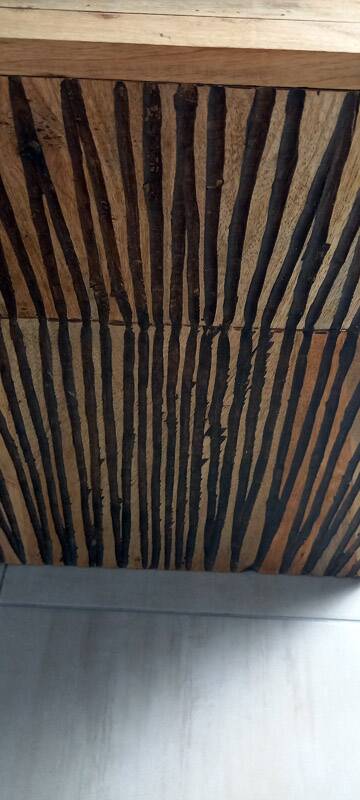 Tabouret coffre en teck naturel brun et noir.
