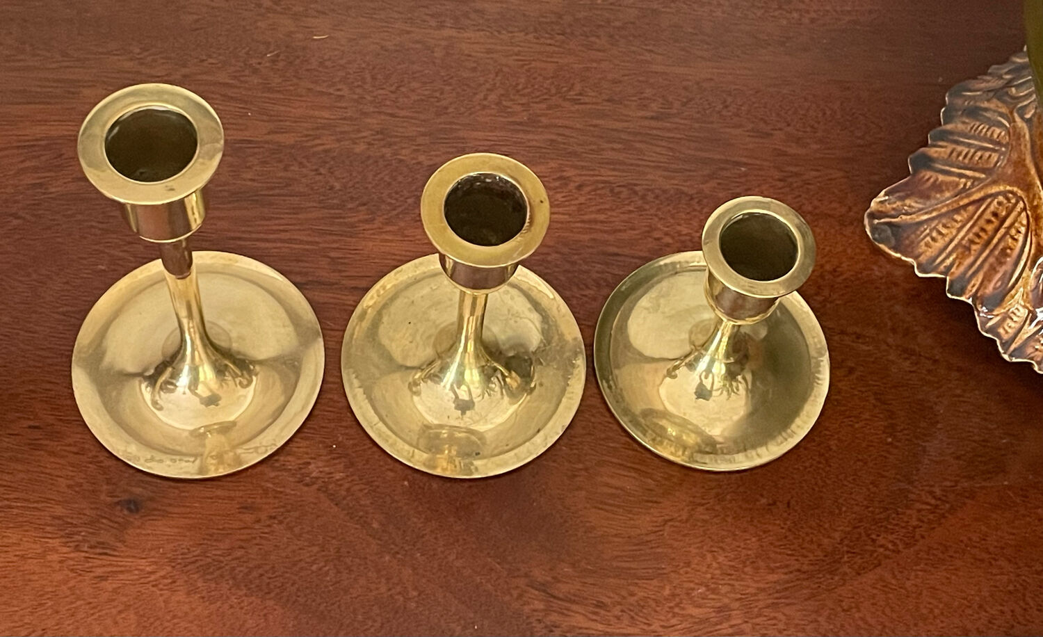 Suite of 6 vintage brass tulip foot candle holders