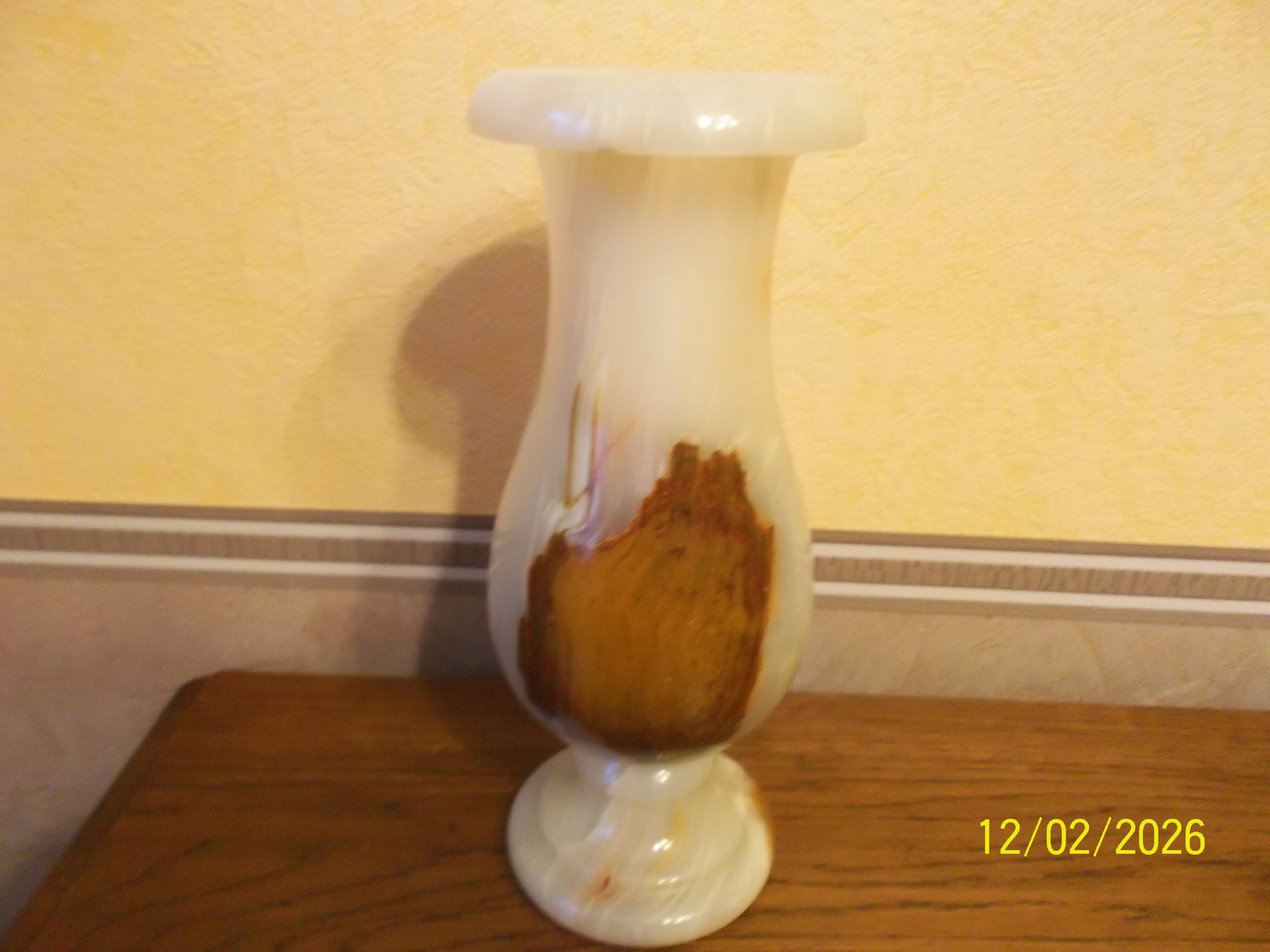 onyx vase