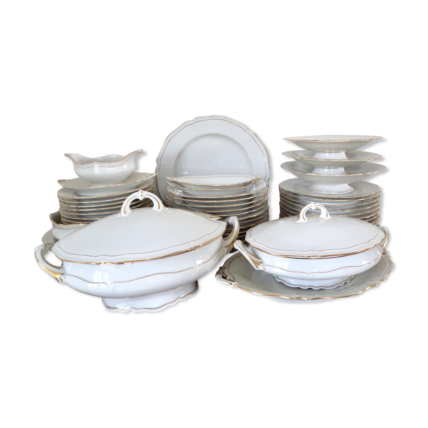 Porcelain plates for 12 people 48 pieces