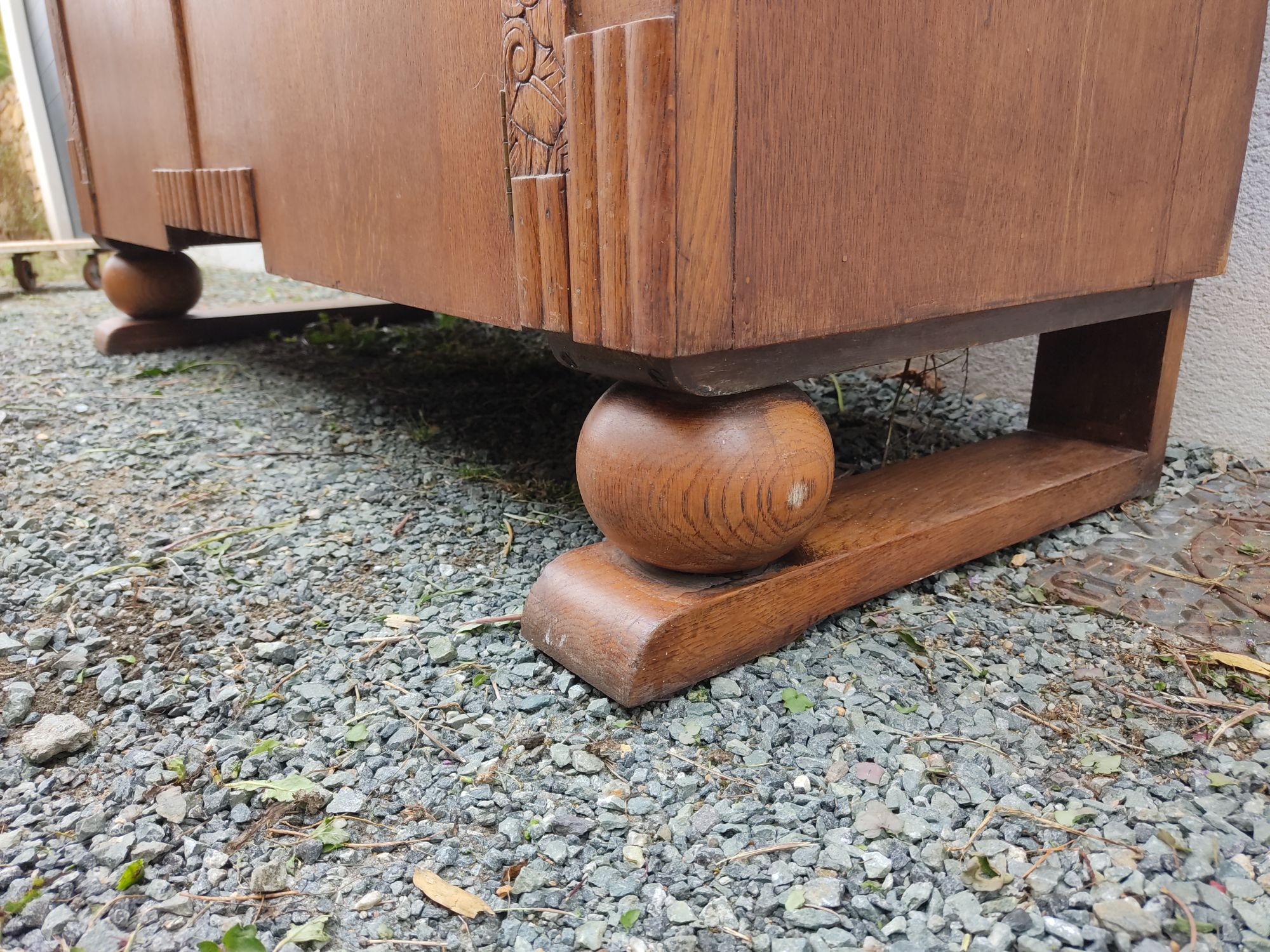 Piece of furniture 1940 in oak veneered