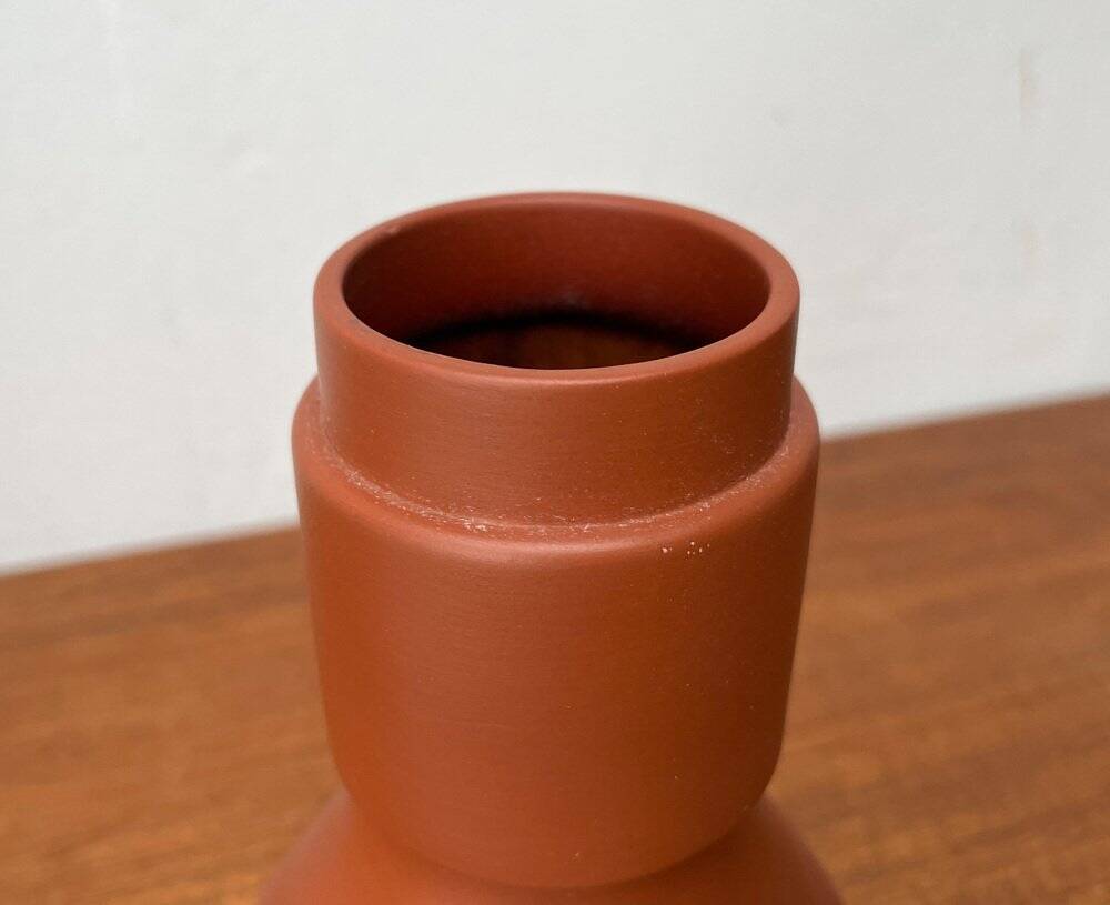 Minimalist German vase from the mid-century, Wormser Terra-Sigillata pottery, 1960s.