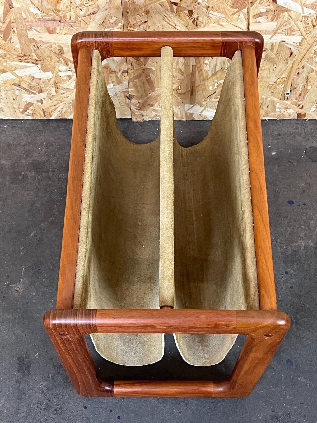 60's 70's newspaper holder magazine rack by Aksel Kjersgaard in teak and suede