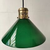 Green opaline suspension