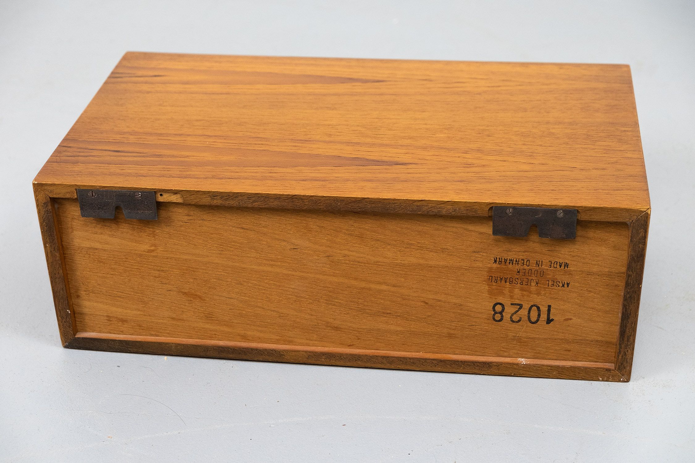 Console murale en teck par Kai Kristiansen pour Aksel Kjersgaard années 1960