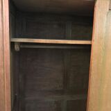 Sliding-door cabinet