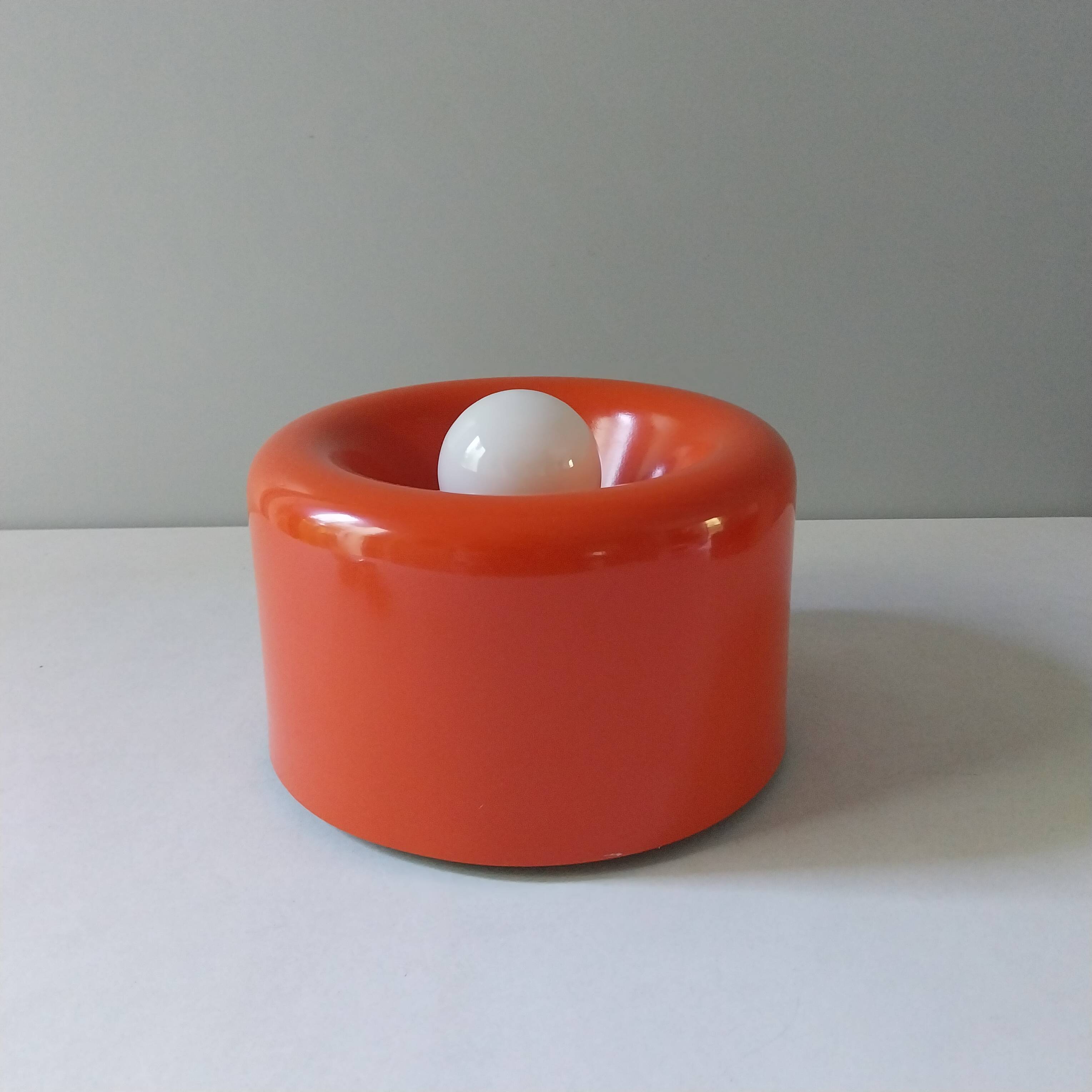 Italian wall lamp from the 70s