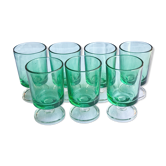 7 verres à liqueur "cavalier" de couleur verte  Luminarc France