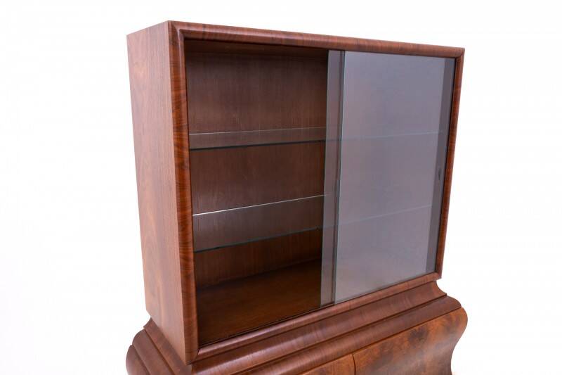 Art Deco display cabinet, Western Europe, circa 1920.