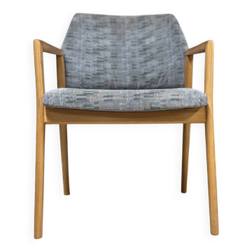 Fauteuil vintage années 60/70 en bois et tissu gris – accoudoirs