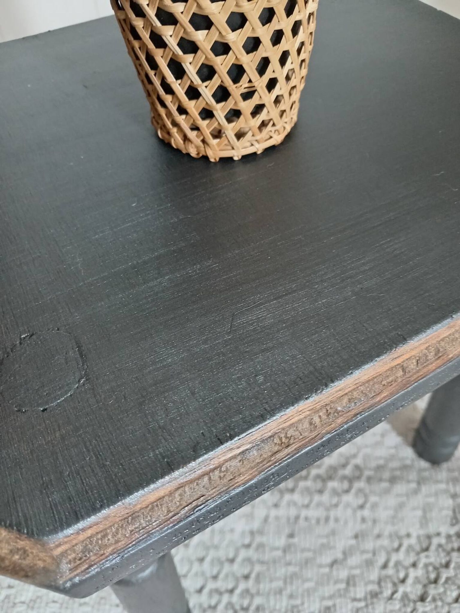 Stool / plant stand