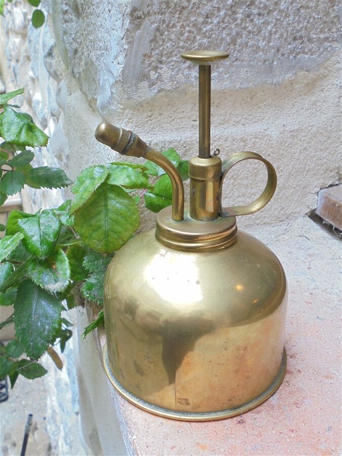 Brass vaporizer