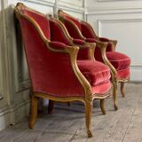 Pair of shepherdesses in carved wood Louis XV style