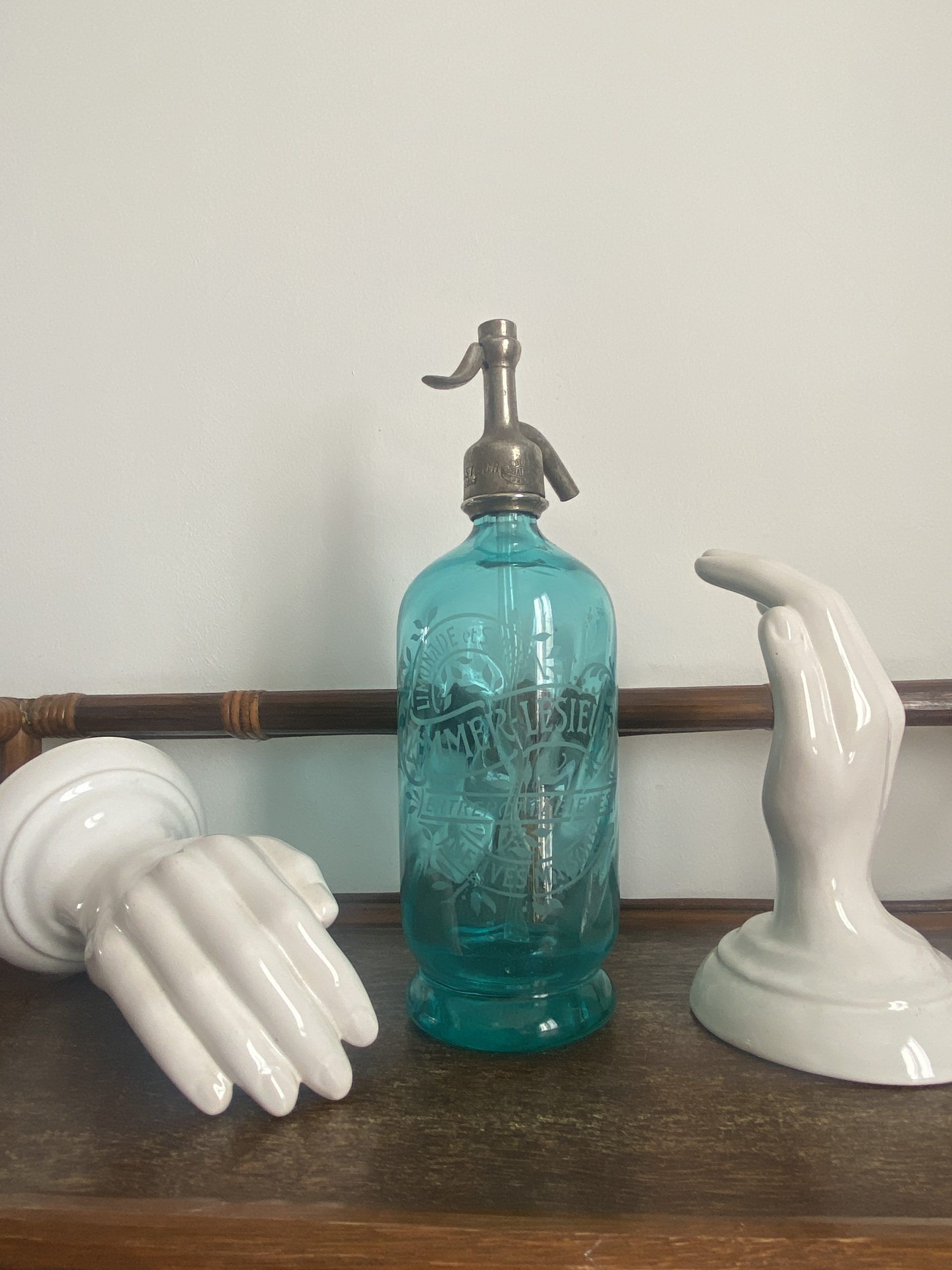 FORMER TURQUOISE BLUE BAR SIPHON ZIMMER LESIEUR