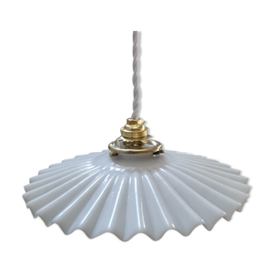 Suspension ancienne abat jour opaline blanche dentelée/plissée déco 1930 TBE