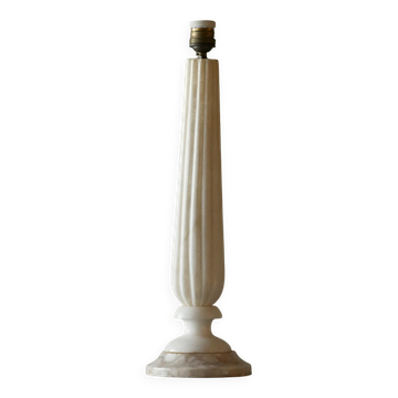 Table lamp in carved alabaster, Italy 1950s