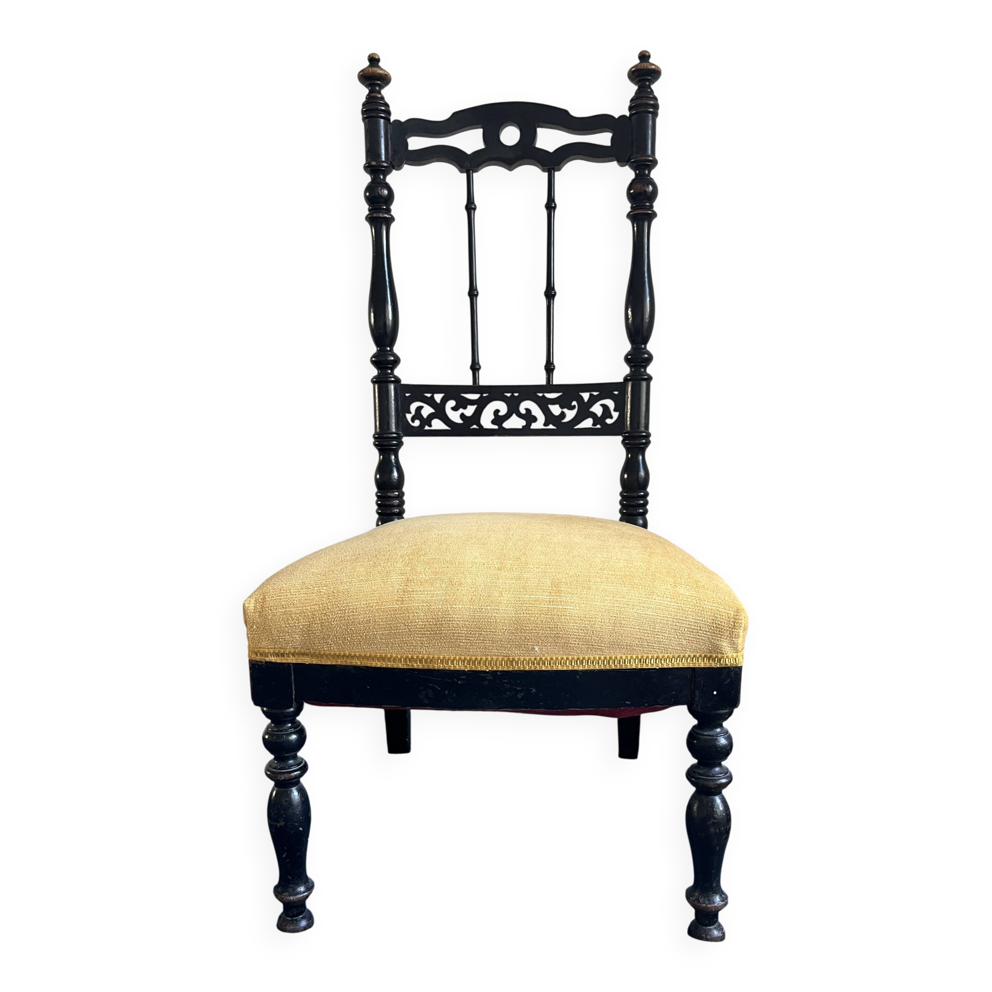 Low chair, pray God.