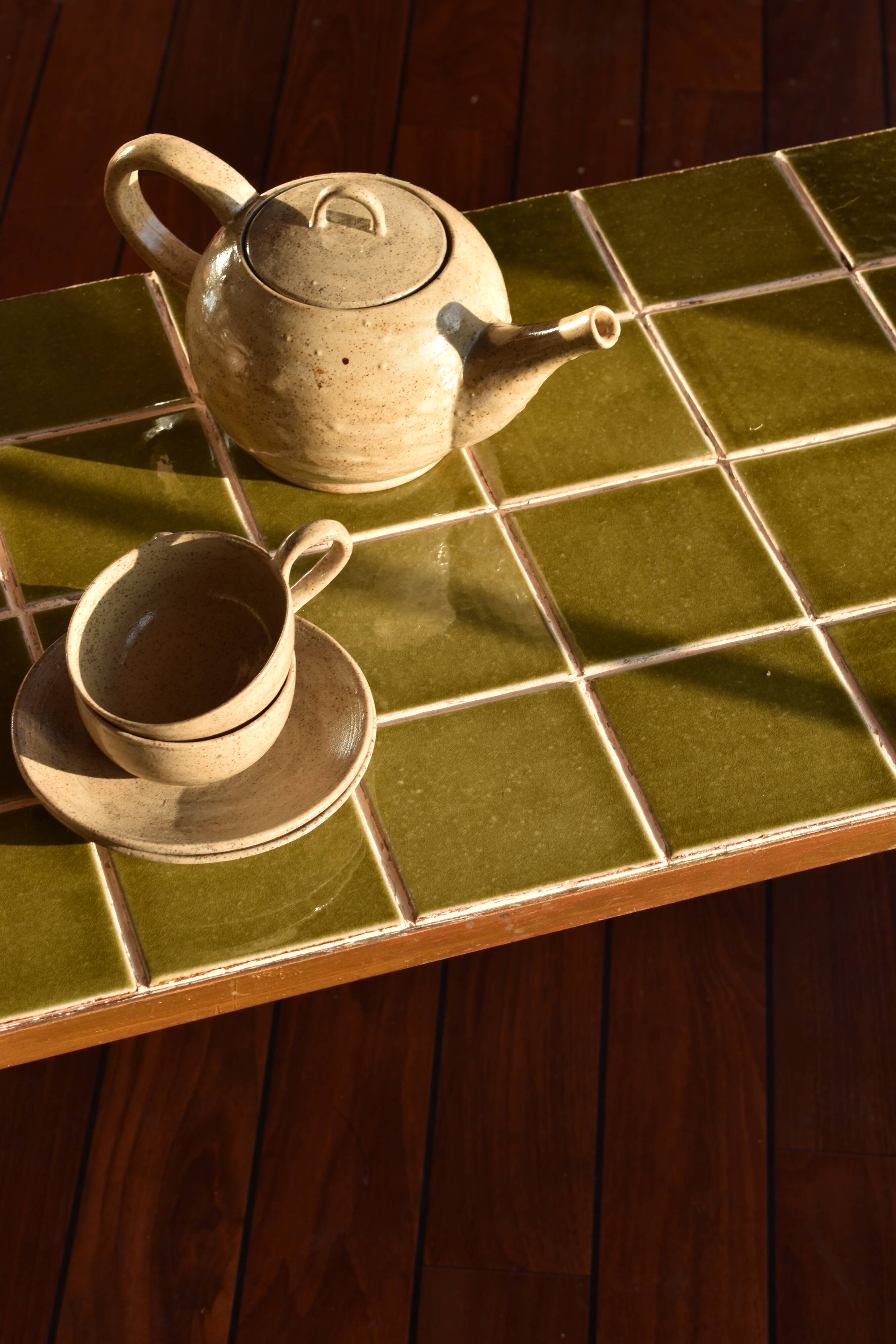 Vintage coffee table green tiles
