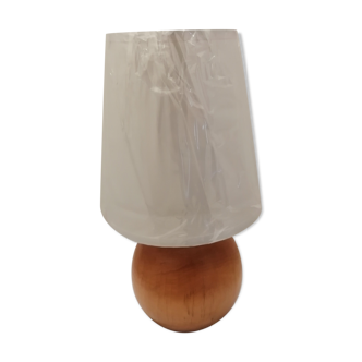 Wooden ball table lamp