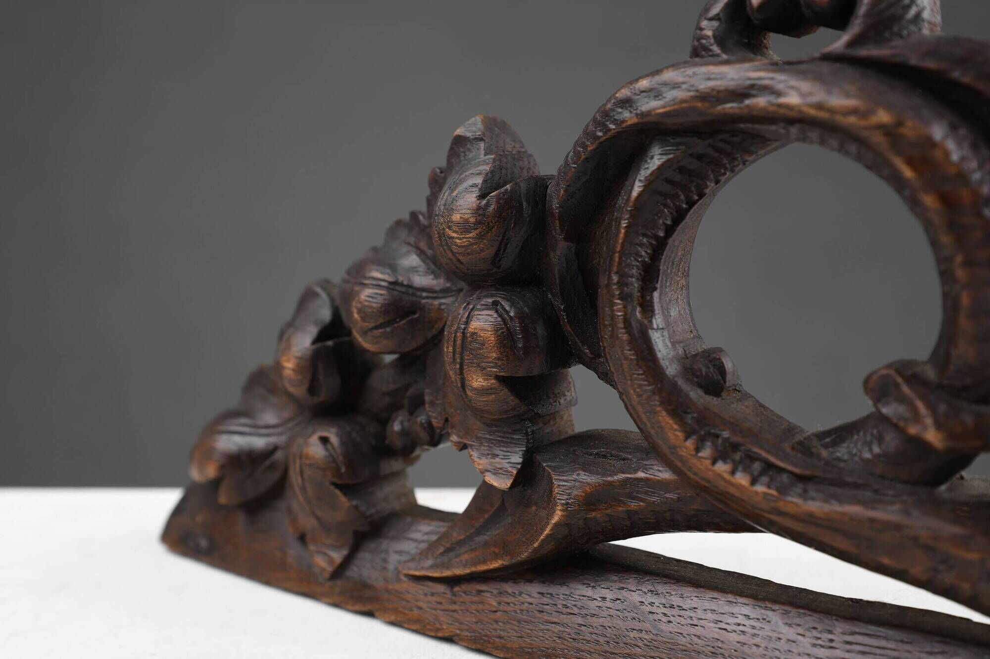 Oak pediment with hand-carved oak leaves around a wreath, France ca. 1850