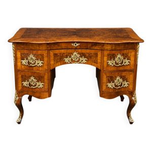 Bureau antique de style