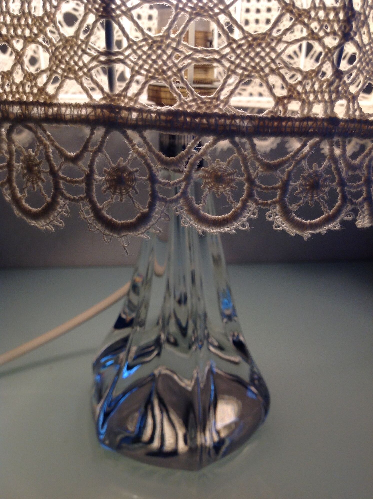 Bedside lamp glass foot and lampshade hook ecru / vintage 60s-70s