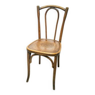 Bent wood bistro chair
