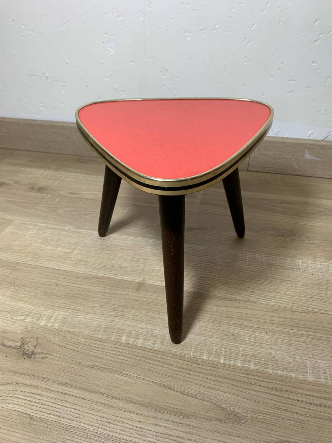 Vintage triangular plant holder