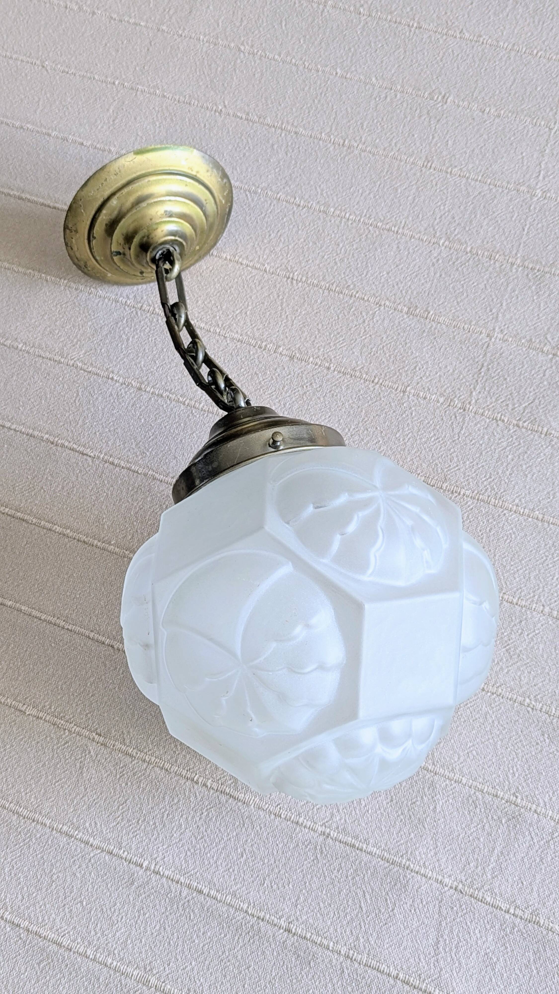 Art Nouveau pendant light (L-0187)