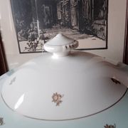 Soup tureen