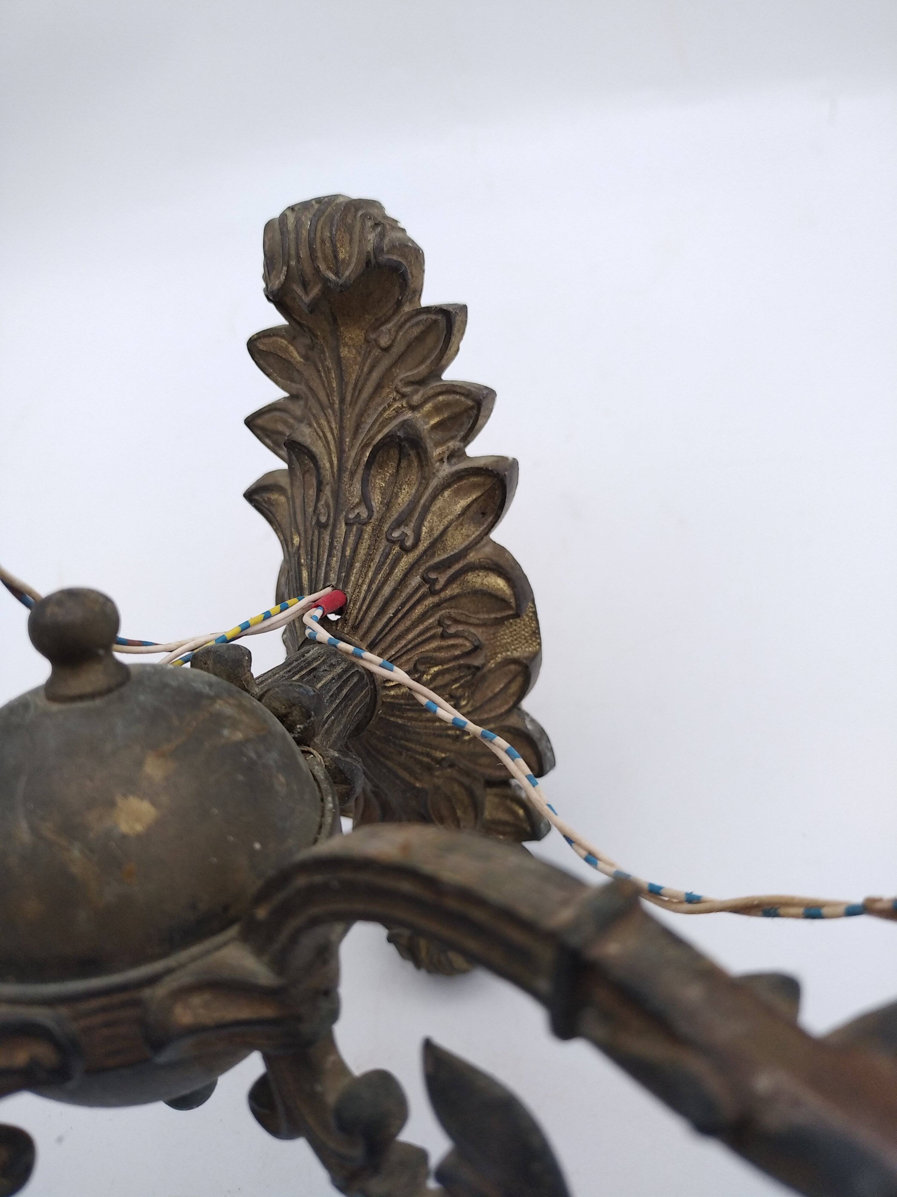 2 bronze wall lights