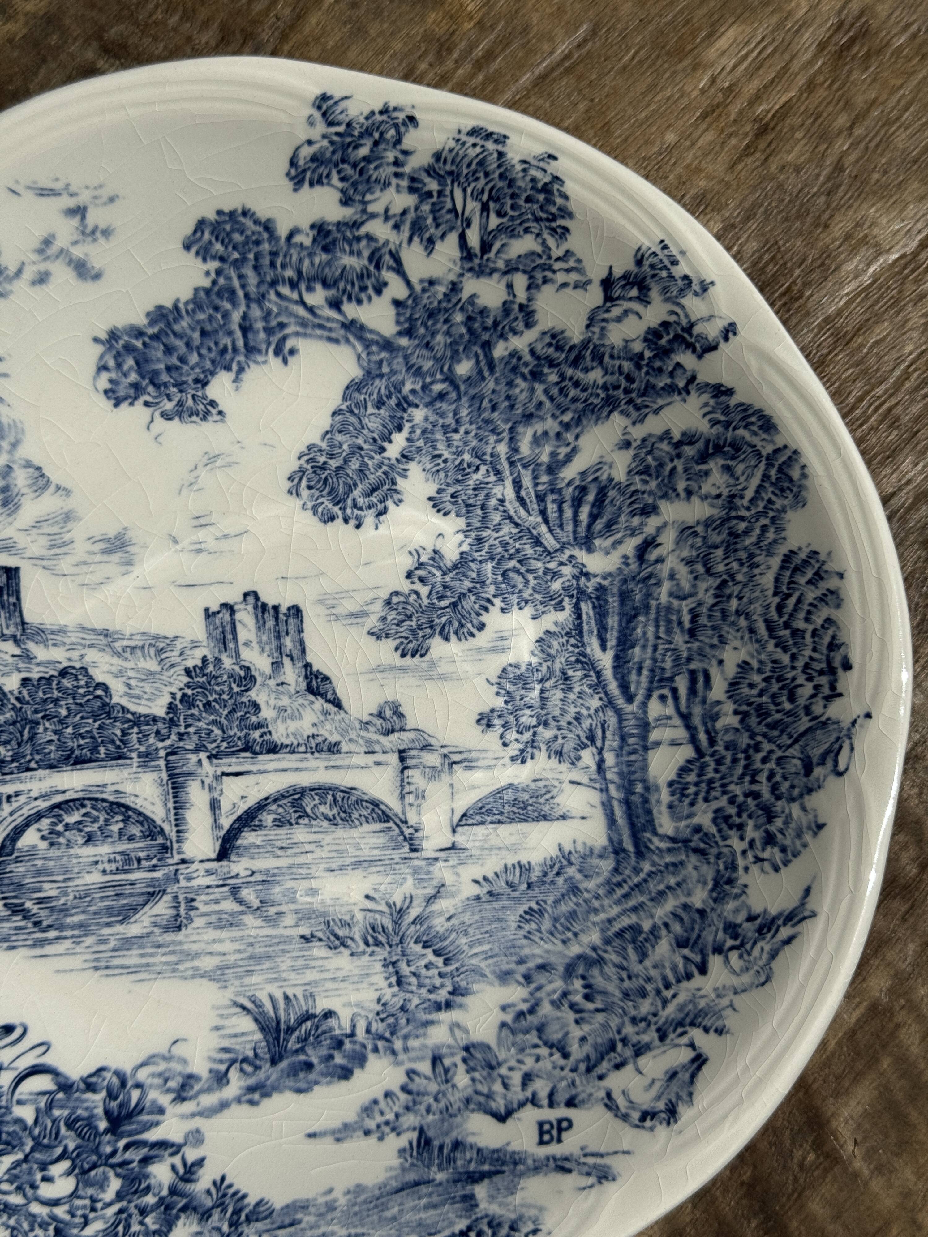 Small deep Gien earthenware plate with blue landscape motif D21.5