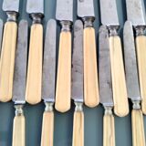 Bakelite knives 1940