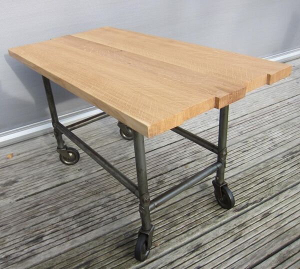 Table roulante industrielle d'appoint