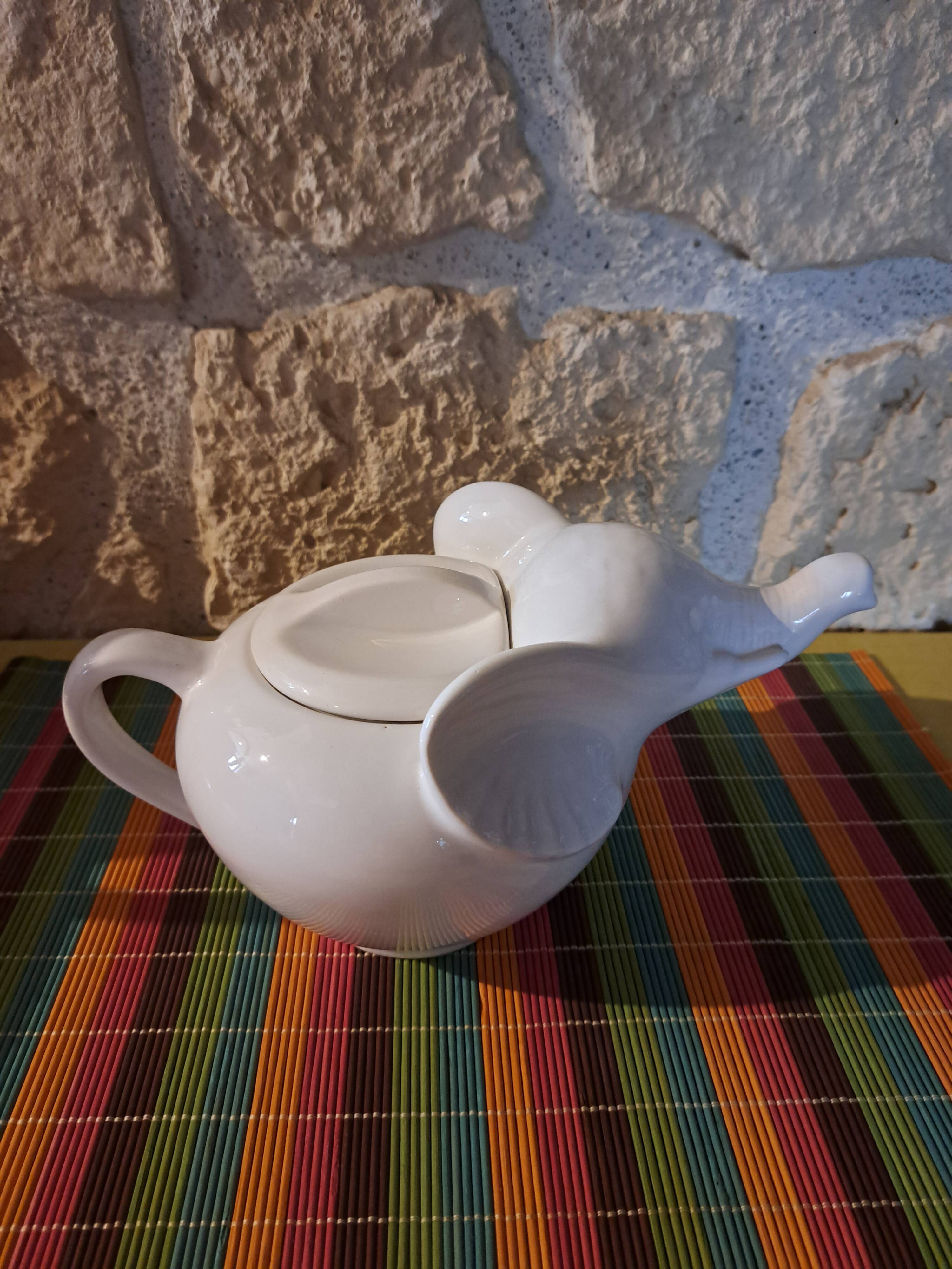 White elephant teapot