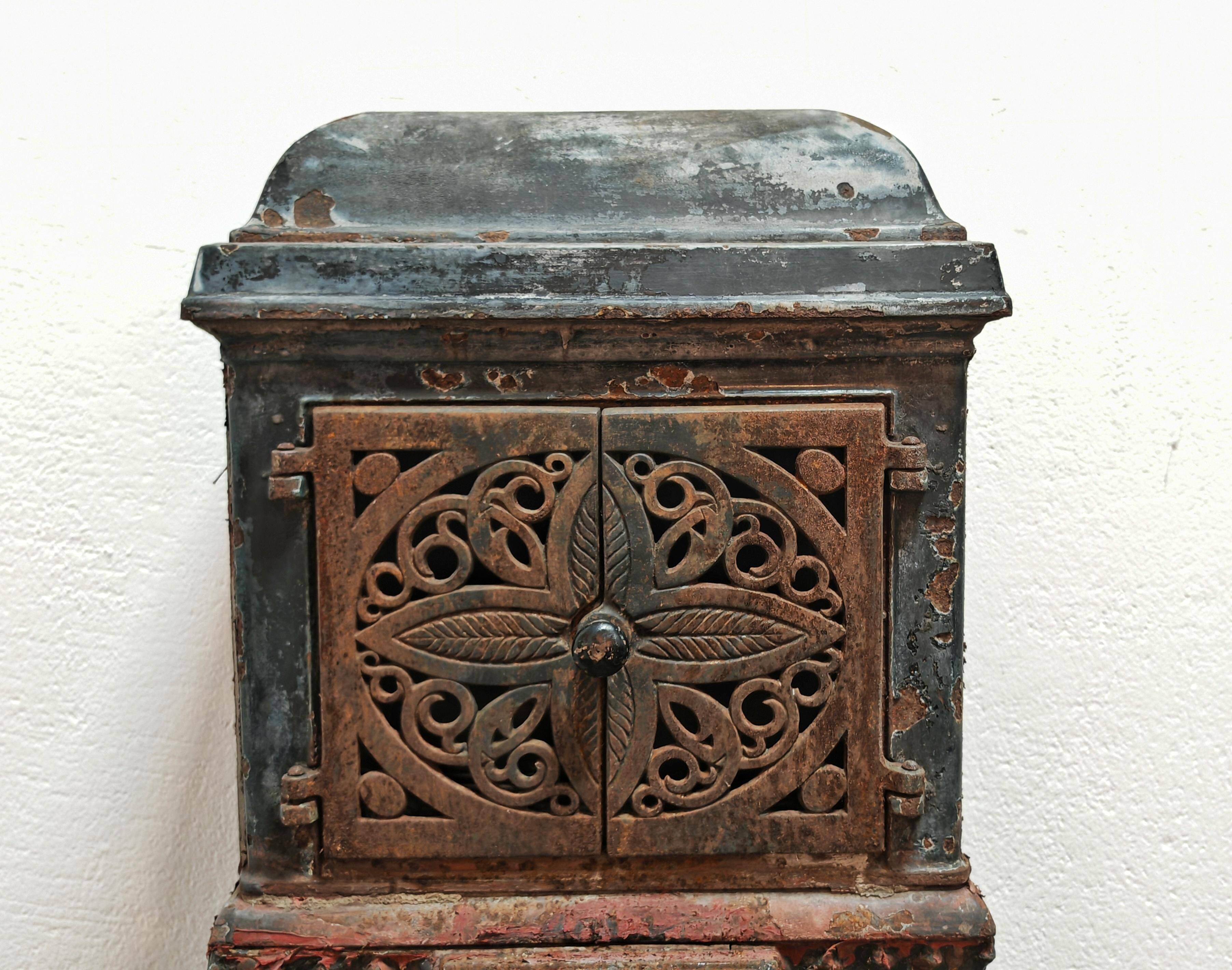Art Nouveau cast iron stove, 19th century
