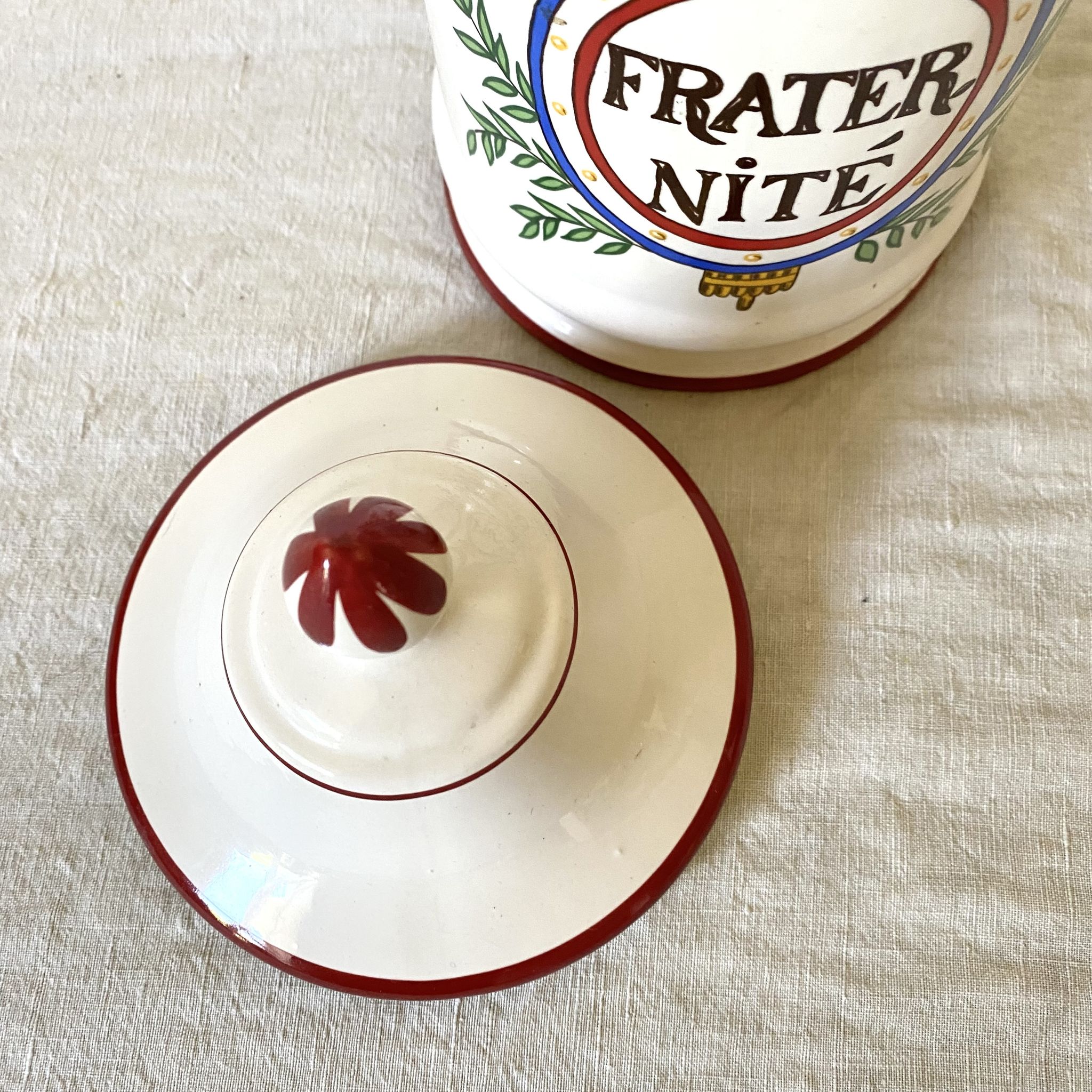 Apothecary Pot St Clement anniversary edition of the French Revolution