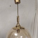 Smoked glass sphere suspension