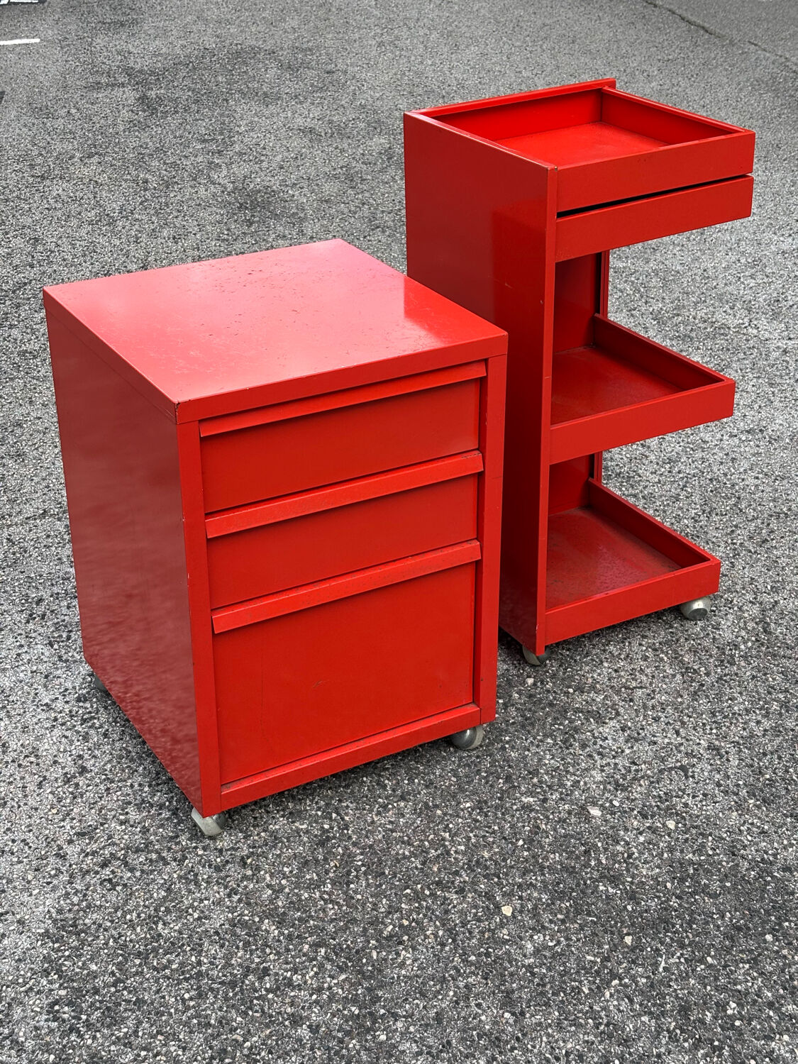 Prisunic 1970 metal trolley and box