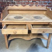 Meuble de toilette ancien en bois brut