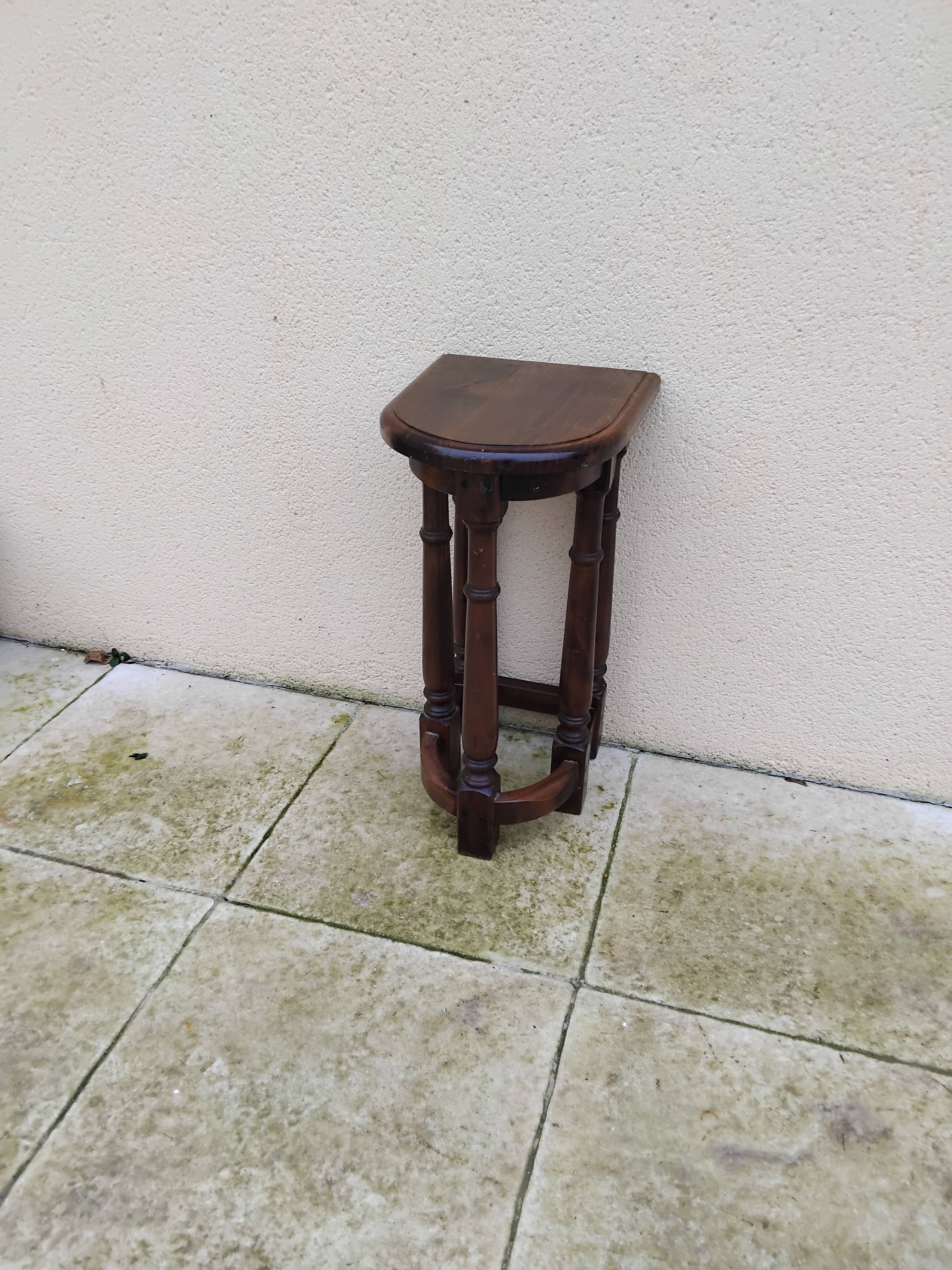 Vintage 80s side table or sofa end table in solid oak
