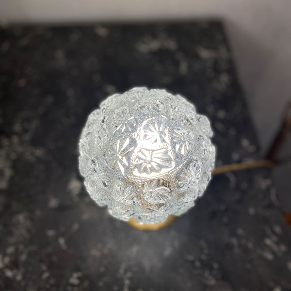 Lampe globe “fleur” en verre