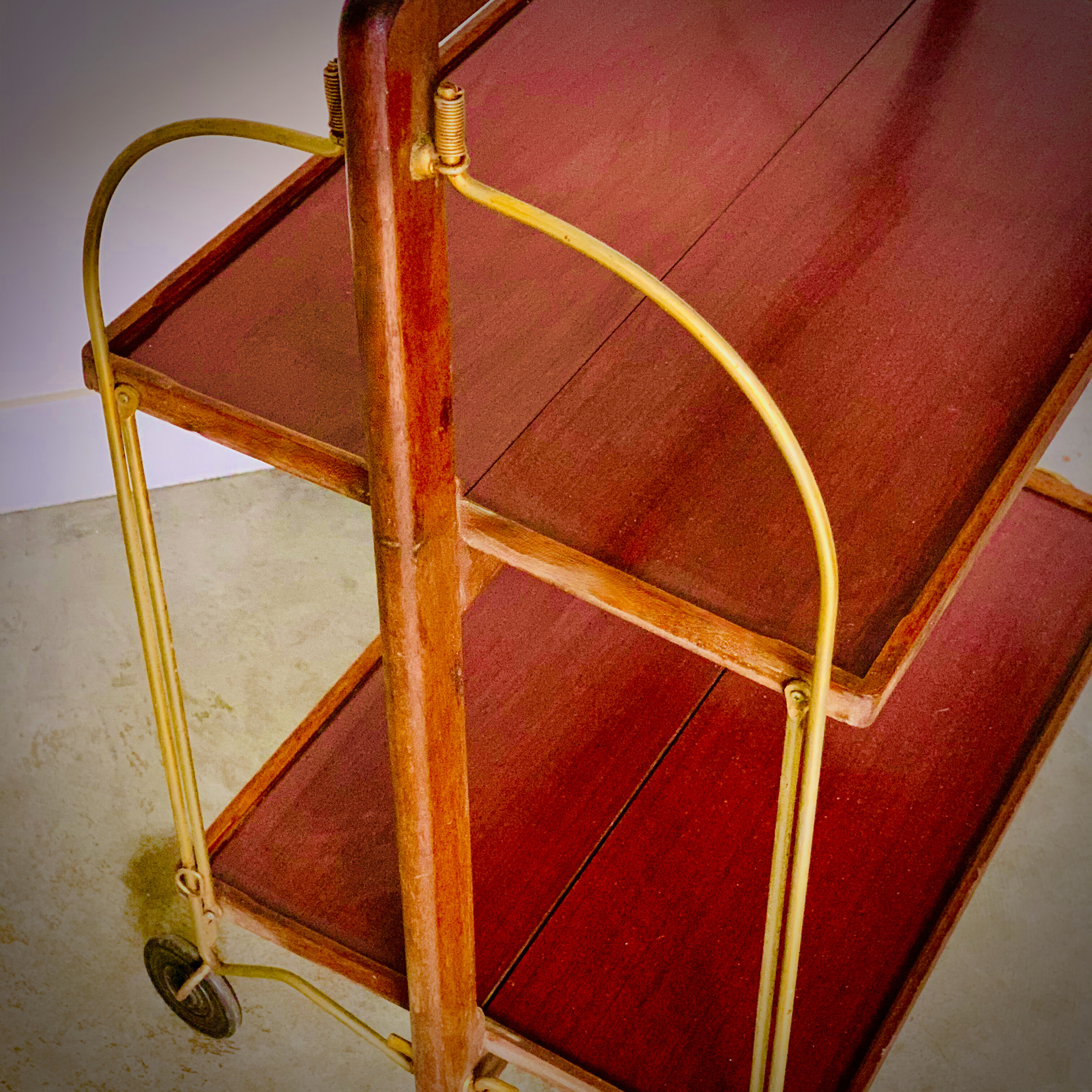 Marie-Françoise Mondineu's 2-plated rolling and folding dessert for Bocado