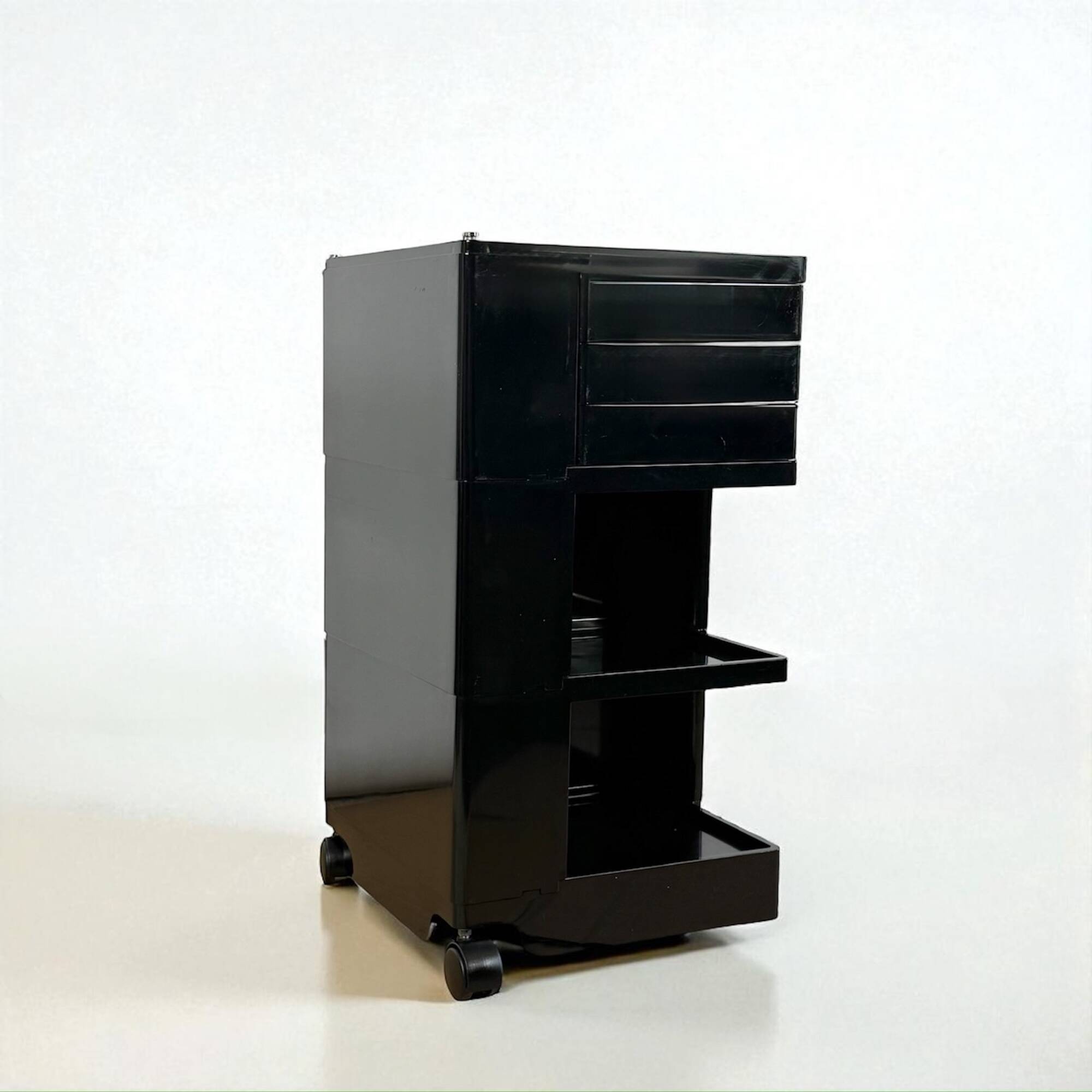 Black Joe Colombo Boby Trolley, Italy 1970s – Space Age Design