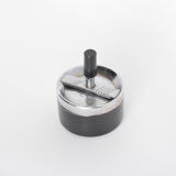 Roller ashtray