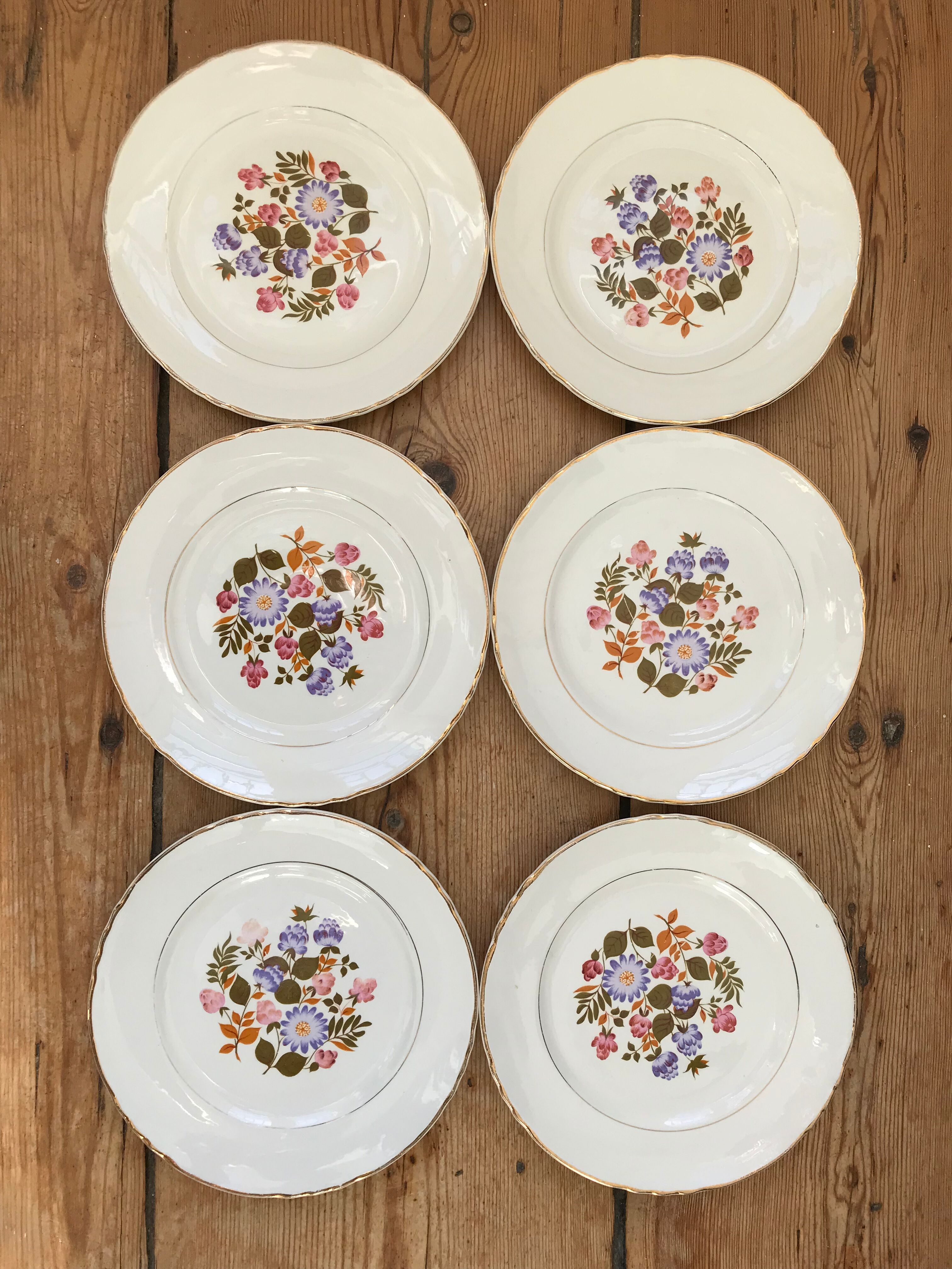 Series of 6 dessert plates